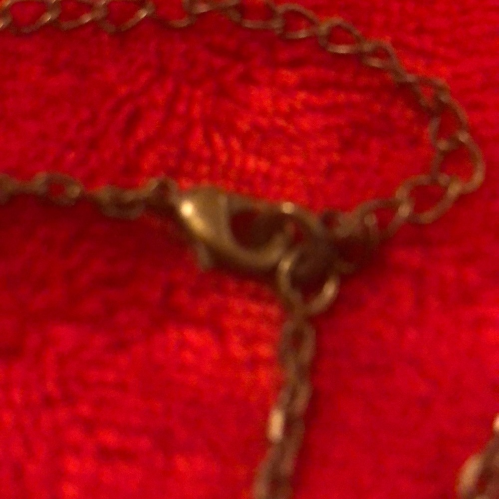Vintage Style Necklace - Picture 7 of 7